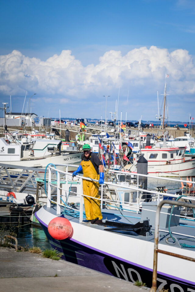 pecheur-bateau-port